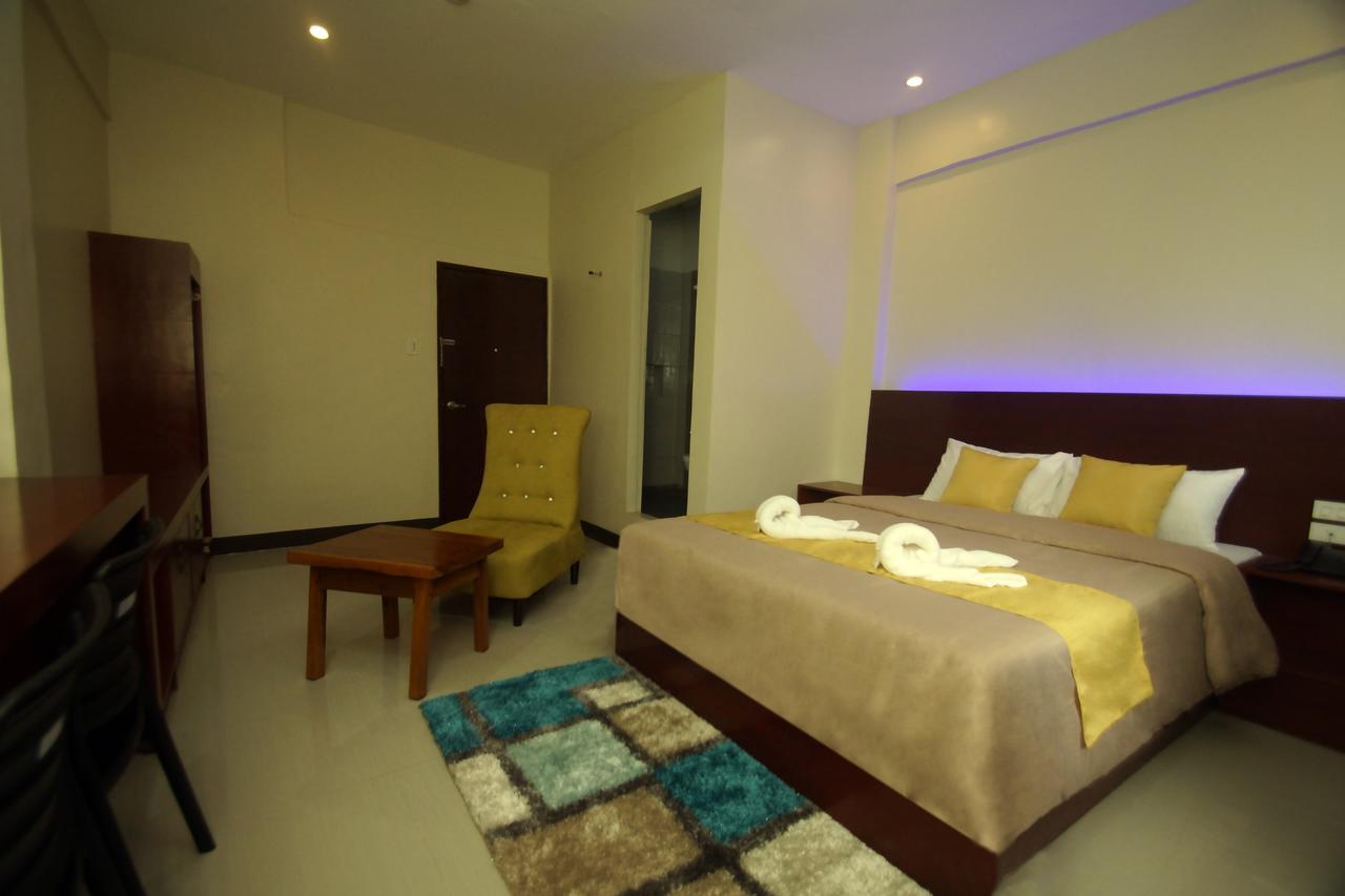 Hacasi Hotel Anibong Exteriér fotografie